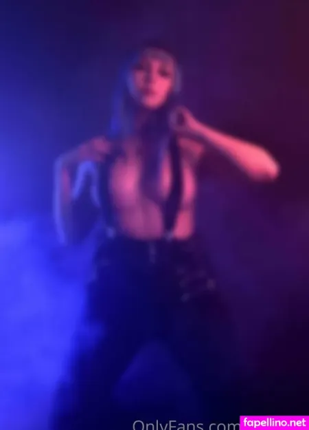 Christineusifree OnlyFans Thumbnail #CK9lYidQuk