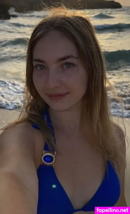 Christinexxe OnlyFans Thumbnail #MmJkxwt0oE