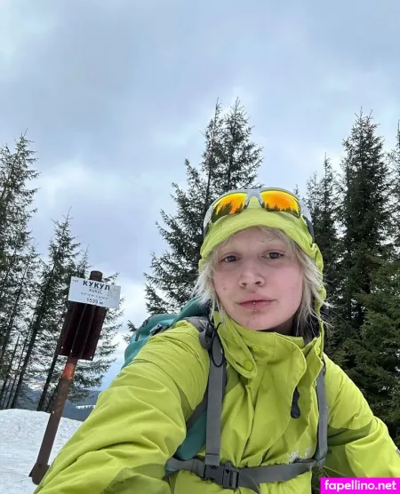 Christivovk OnlyFans Thumbnail #n3yOK9U0L9