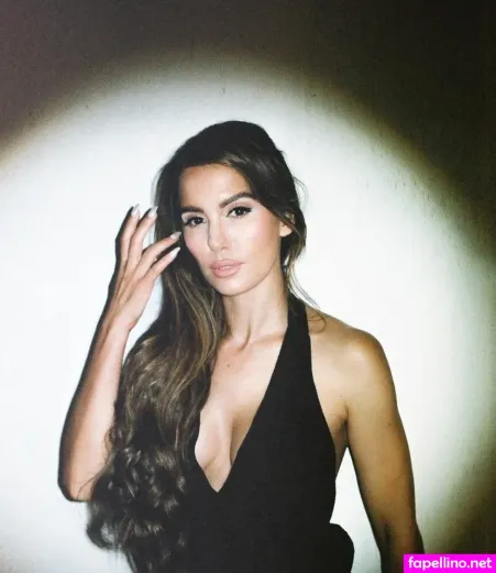 Christy Carlson Romano OnlyFans Thumbnail #UHG2HXQK72