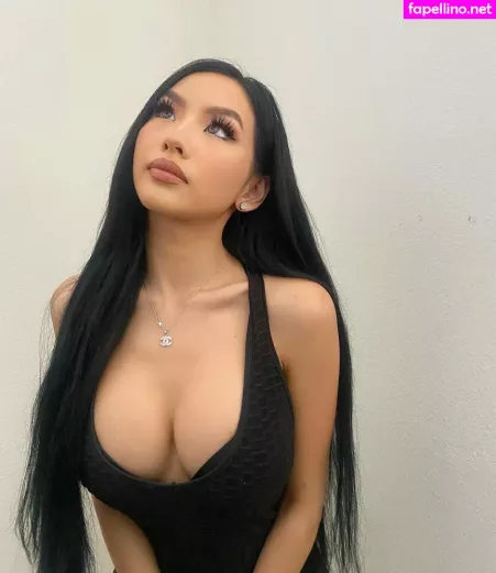 Christy Nguyen OnlyFans Thumbnail #zYMB4Suu4v