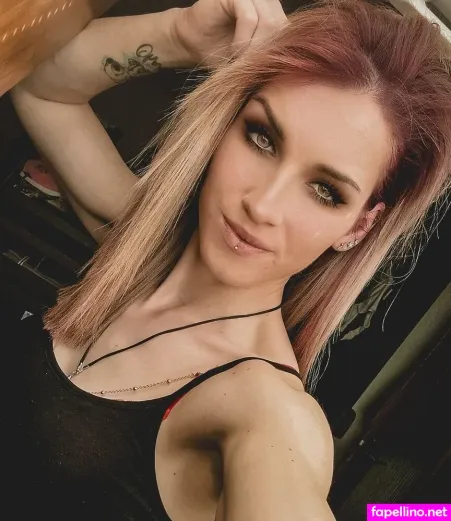 Chrisy Xx OnlyFans Thumbnail #k1zHUFBDib