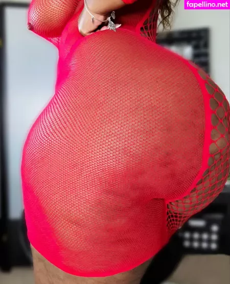 Chrisycurves OnlyFans Thumbnail #repOkMlFT4
