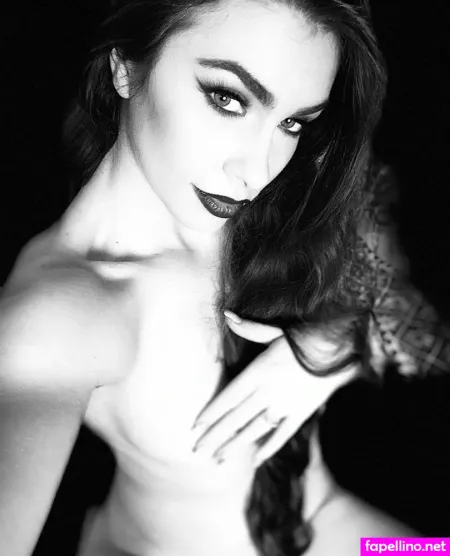 Chroniclove69 OnlyFans Thumbnail #LkB8lTvu5H