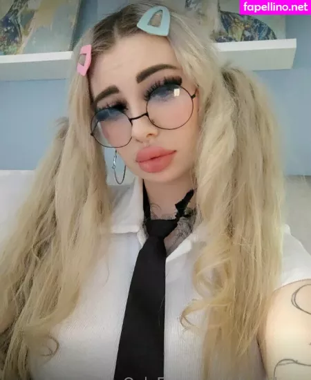 Chrysiluna OnlyFans Thumbnail #jWGdVV2hQU