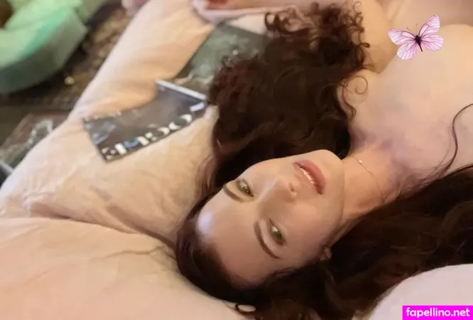 Chrystabell OnlyFans Thumbnail #j20tCXBmOK