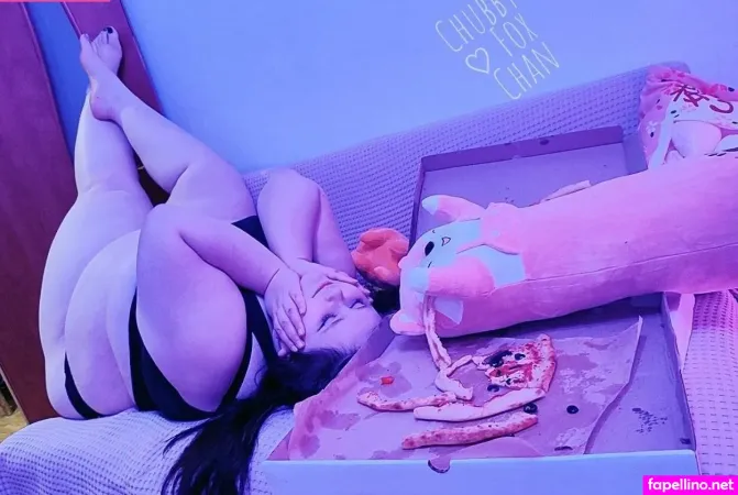 Chubbyfoxchan OnlyFans Thumbnail #KHWqxmYeUb