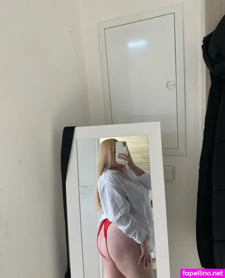 Chubbygirll69 OnlyFans Thumbnail #Lyl9gOhYT6