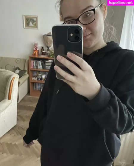 Chubbynixiesin OnlyFans Thumbnail #7NofSE6Hzn