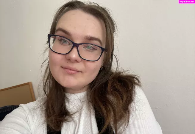 Chubbynixiesin OnlyFans Thumbnail #KGQZpsifUT