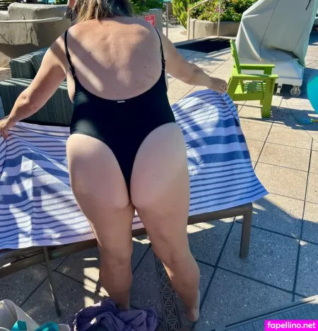 Chubbyyogamomma OnlyFans Thumbnail #k96KBF1wae