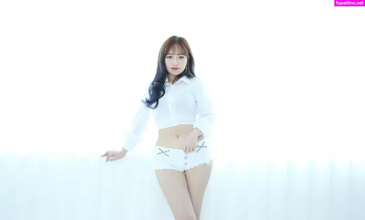 Chulwoo OnlyFans Thumbnail #C8sHS2DlnB