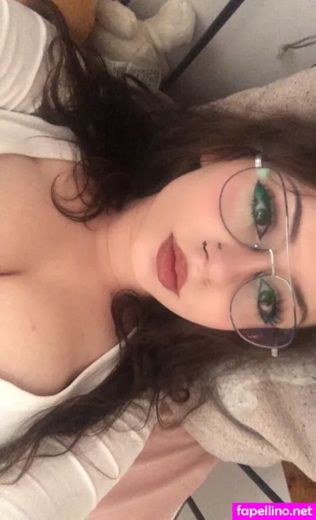 Chvjownica21371 OnlyFans Thumbnail #uZ8iy0r2AX