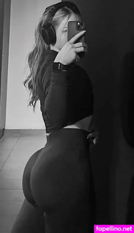 Chxrly 195 OnlyFans Thumbnail #ERoTWEbeaI