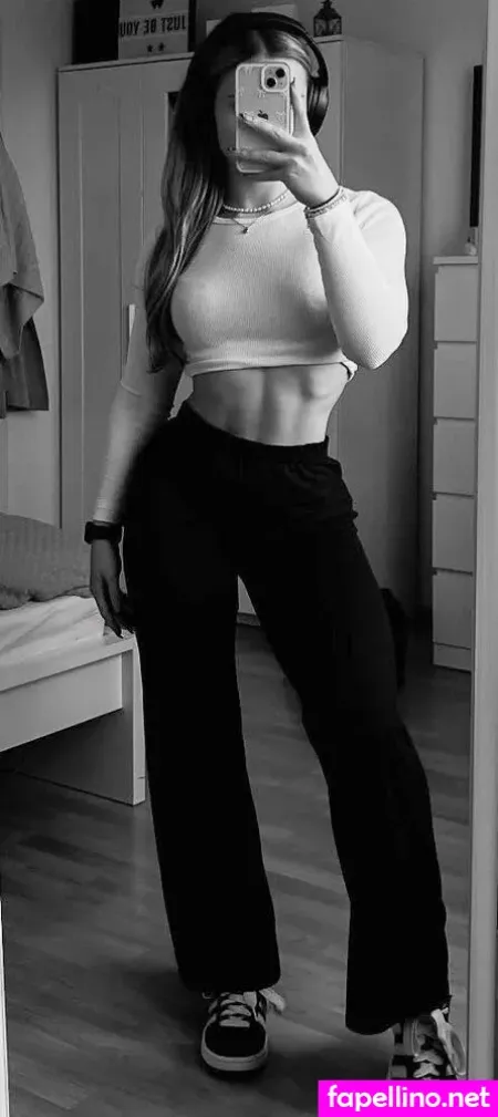 Chxrly 195 OnlyFans Thumbnail #yzu28KMNC4