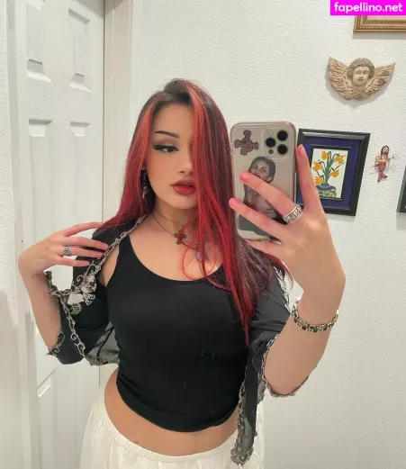 Chxrrychick OnlyFans Thumbnail #2Ta7J8PljF