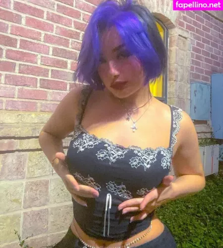 Chxrrychick OnlyFans Thumbnail #uzE5489ZVP