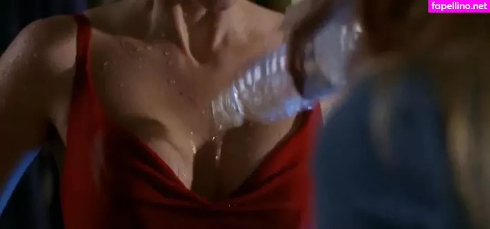 Chyler Leigh OnlyFans Thumbnail #6s9bINLtfc