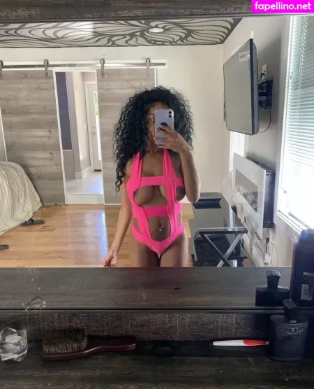 Chynaaciaraa OnlyFans Thumbnail #ozhMZqzvZ2