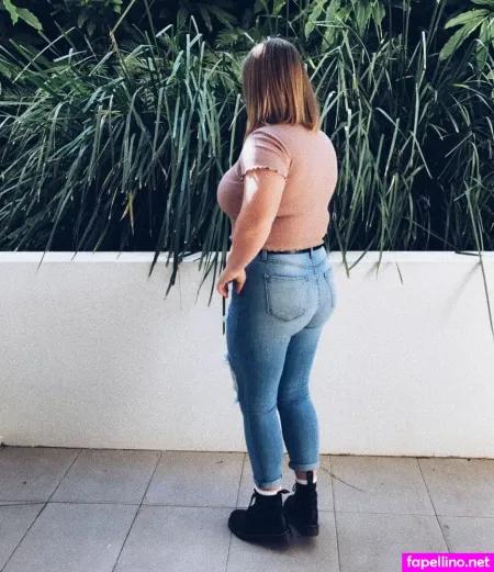 Chynna OnlyFans Thumbnail #23B2LyyV6O