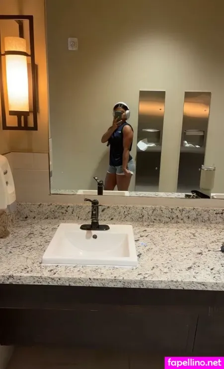Ciara Oommen OnlyFans Thumbnail #TieEm0AlEO