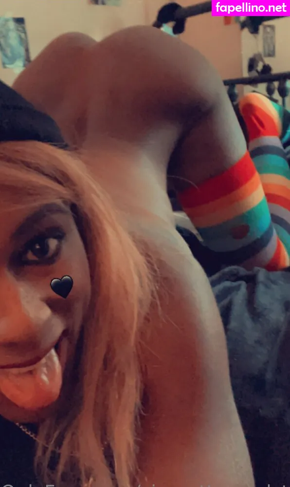 cigarettes_starbucks, cigarettesandstarbucks Nude Leaked OnlyFans Photo #m2C8mqZ9Bi