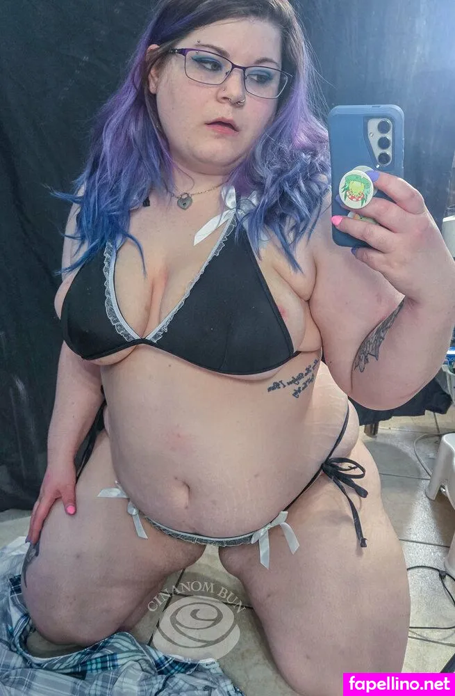 cinanom_bunz, sin_namon_bunz Nude Leaked OnlyFans Photo #3ClUs23bqd