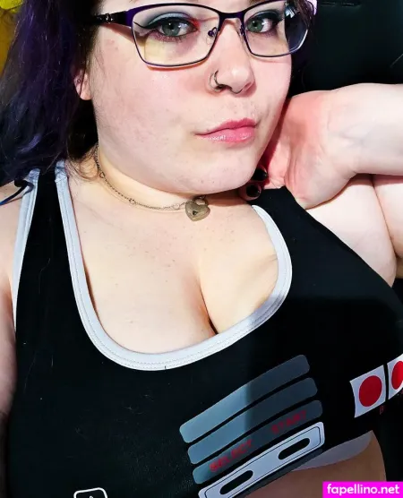 Cinanom Bunz OnlyFans Thumbnail #60ZunCpRdZ