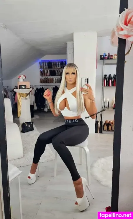 Cinderella Fox OnlyFans Thumbnail #IMMNmfwGK9