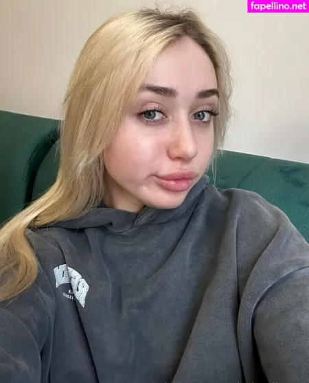 Cinderella Gg OnlyFans Thumbnail #TRCFgEg3cM