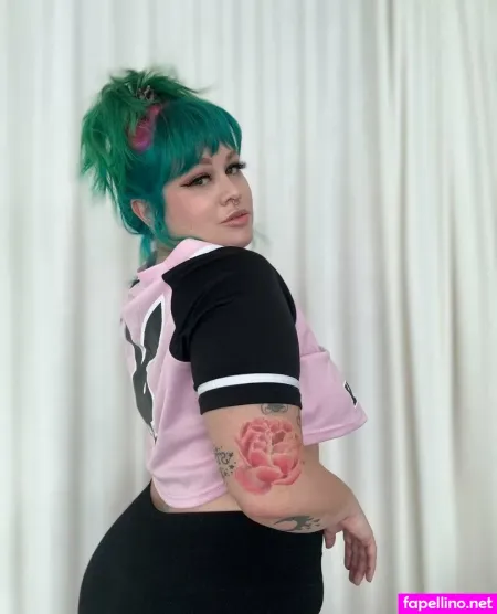 Cinderpage OnlyFans Thumbnail #9WQ851WUGJ