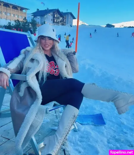 Cindy Breuer OnlyFans Thumbnail #o4HVNBzWPT