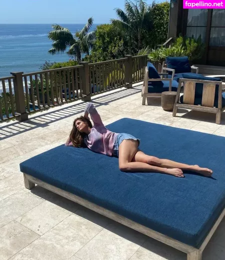 Cindy Crawford OnlyFans Thumbnail #I5Gq6wlL9m