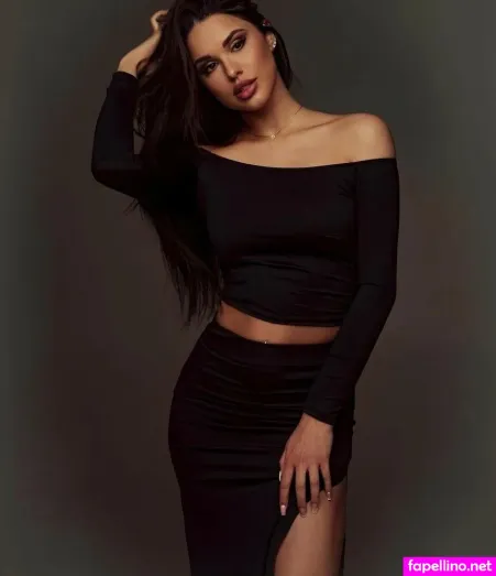 Cinnabellee OnlyFans Thumbnail #NU6ypToPve