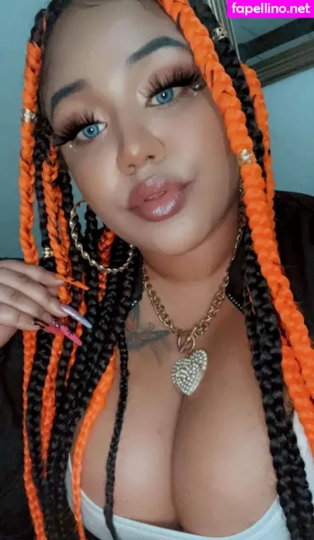 Cinnamon Bunnz OnlyFans Thumbnail #ZjczUyfRVW