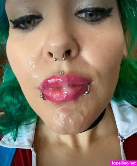 Cinnamonanarchy 1 OnlyFans Thumbnail #81p2bP3KpX