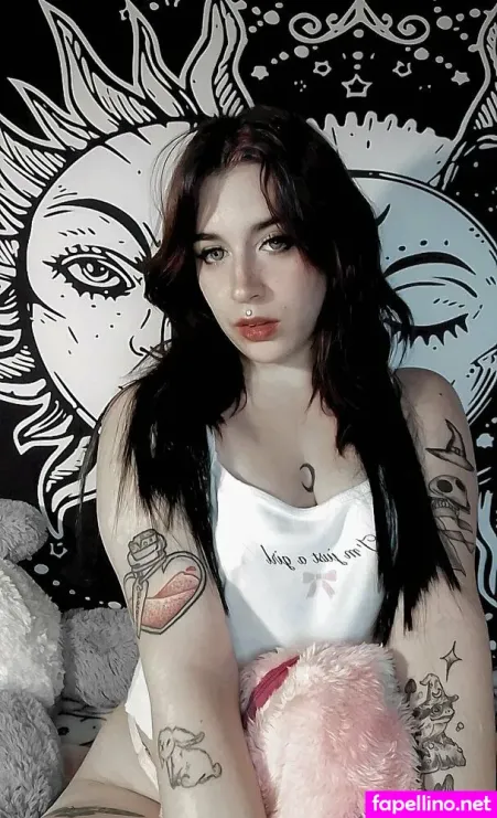Cinnamonpinkyfree OnlyFans Thumbnail #o5beX2RV4Y
