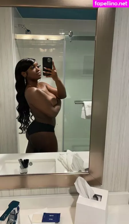 Cinncityxxx OnlyFans Thumbnail #7bMbWiyhgn
