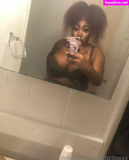 Cinncityxxx OnlyFans Thumbnail #VhsWXs29dx