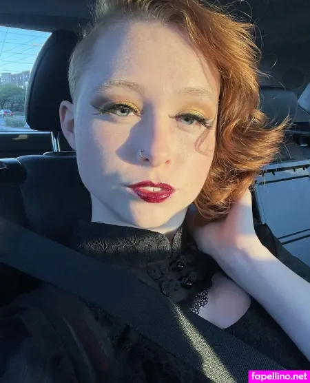 Cinnilewds OnlyFans Thumbnail #AV0Qcl1DR0