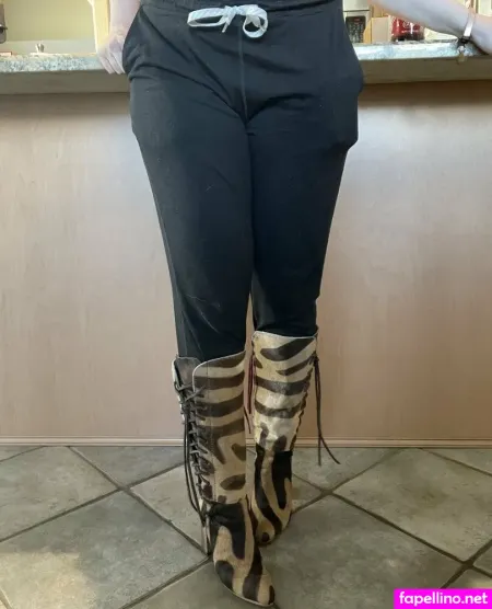 Cinnilewds OnlyFans Thumbnail #wJM7Mey2Xl