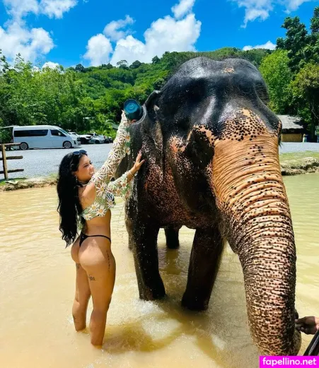 Cinthia Cruz OnlyFans Thumbnail #gyN2vN4dEj