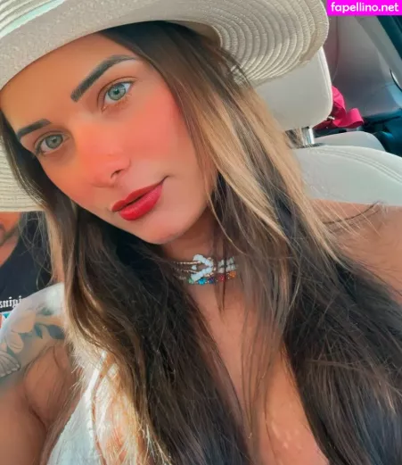 Cintia Colombino OnlyFans Thumbnail #Au542diNgl