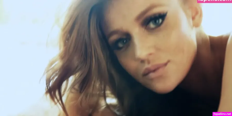 Cintia Dicker OnlyFans Thumbnail #34NA2JpDsE