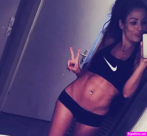 Cinzia Di Domenico OnlyFans Thumbnail #WP9WGr8V9B