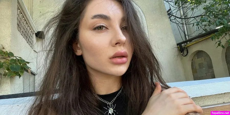 Cinzia Love OnlyFans Thumbnail #55WDmlFDXZ