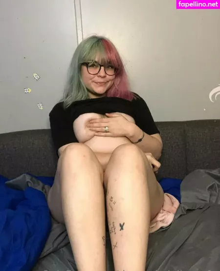 Ciricesinssfw OnlyFans Thumbnail #5EmStnz399