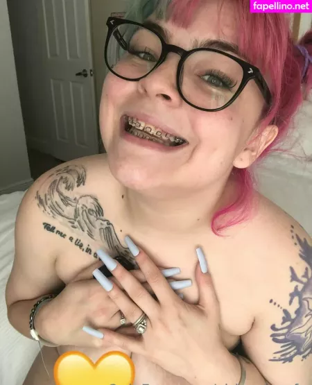 Ciricesinssfw OnlyFans Thumbnail #CjvDjVL5yN