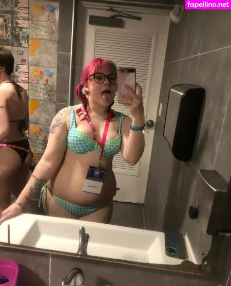 Ciricesinssfw OnlyFans Thumbnail #U6OqFTehJo