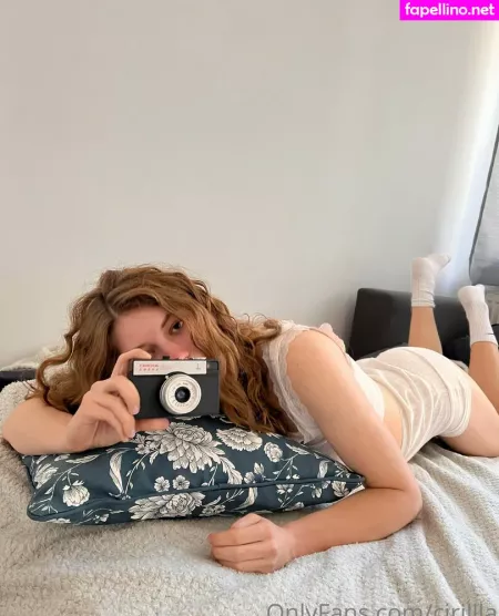 Cirillla OnlyFans Thumbnail #bGFTEdIFzm